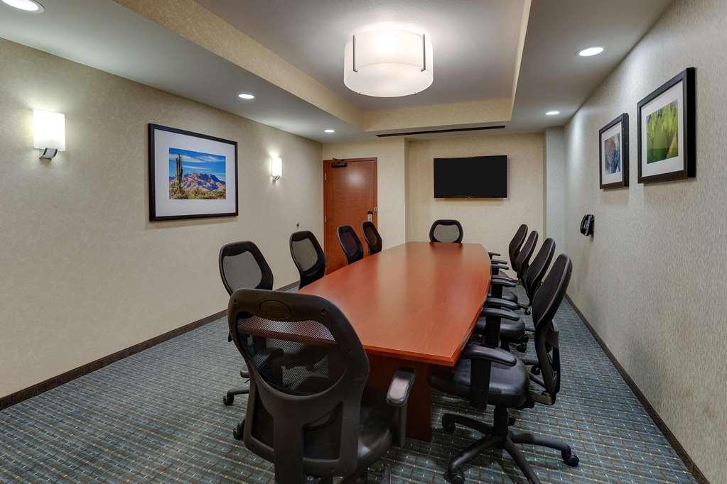 Drury Inn & Suites Phoenix Chandler Fashion Center חדר תמונה